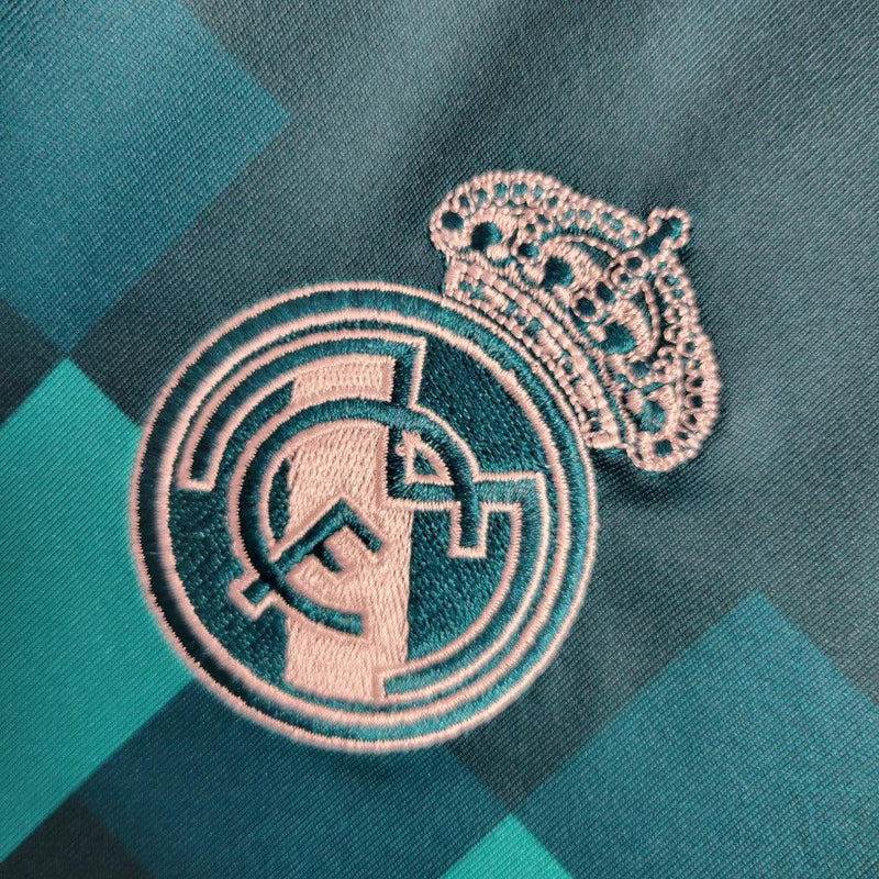 Camisa Retrô Real Madrid 2017/18 Away
